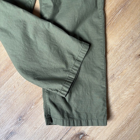 Levi’s 90’s Straight Pant in Ivy Green - Picture 3 of 8